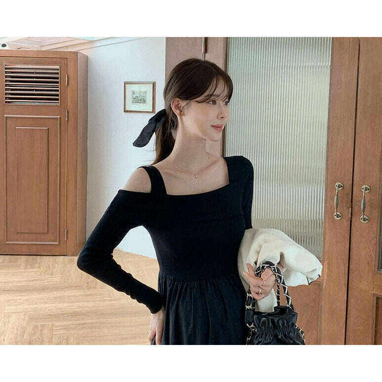 MUMMY.cc:單露肩長袖層層連身裙
