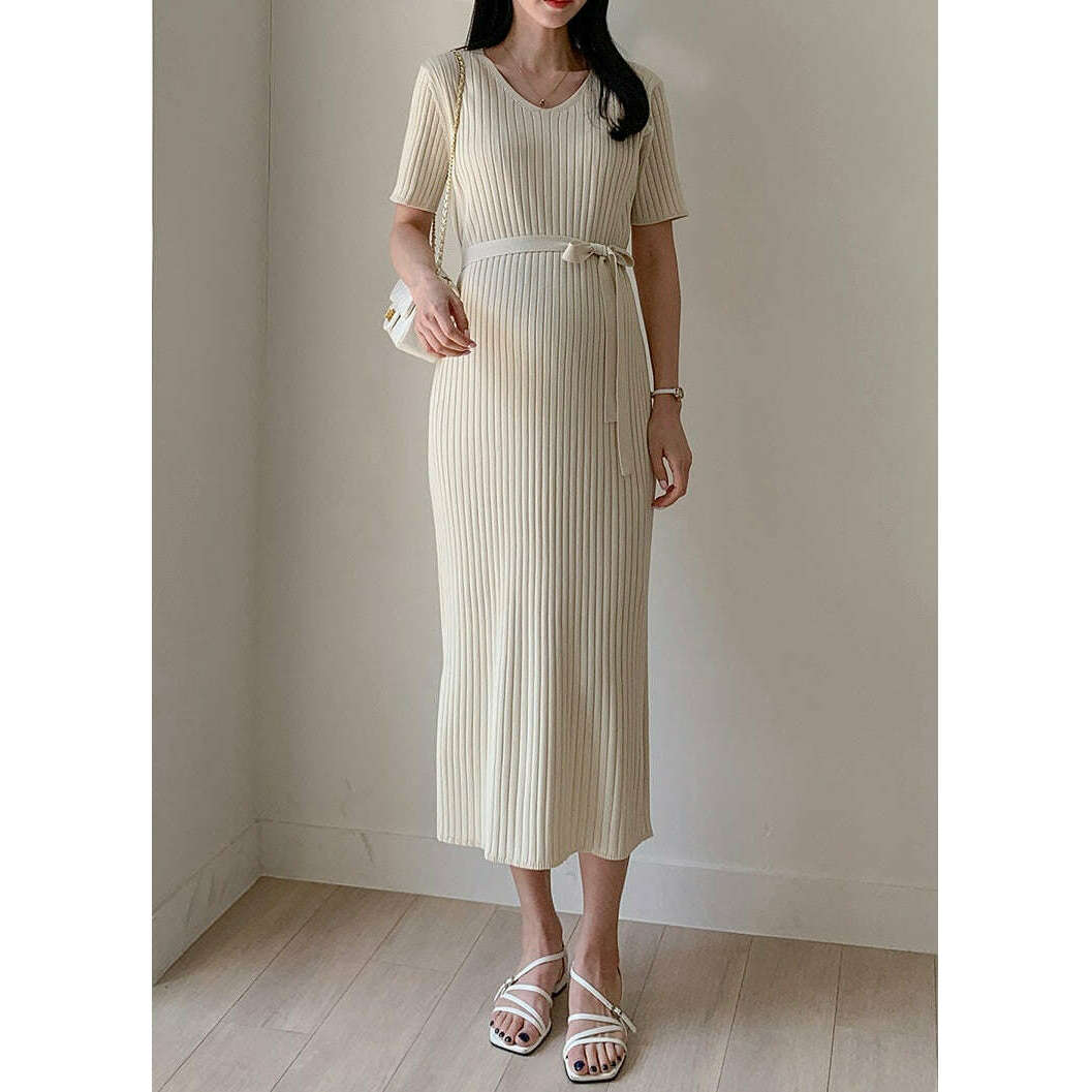 MUMMY.cc:高貴優雅針織綁帶連身裙