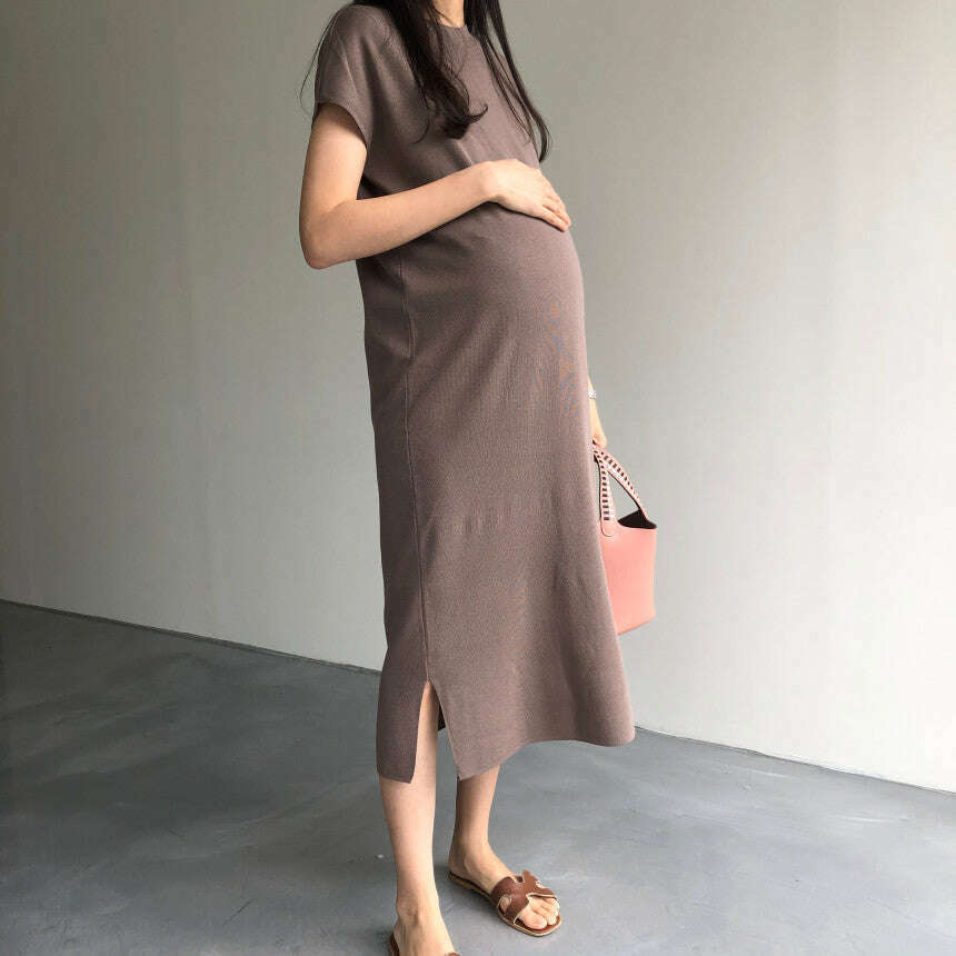 MUMMY.cc:純色圓領夏季針織側開衩連身裙