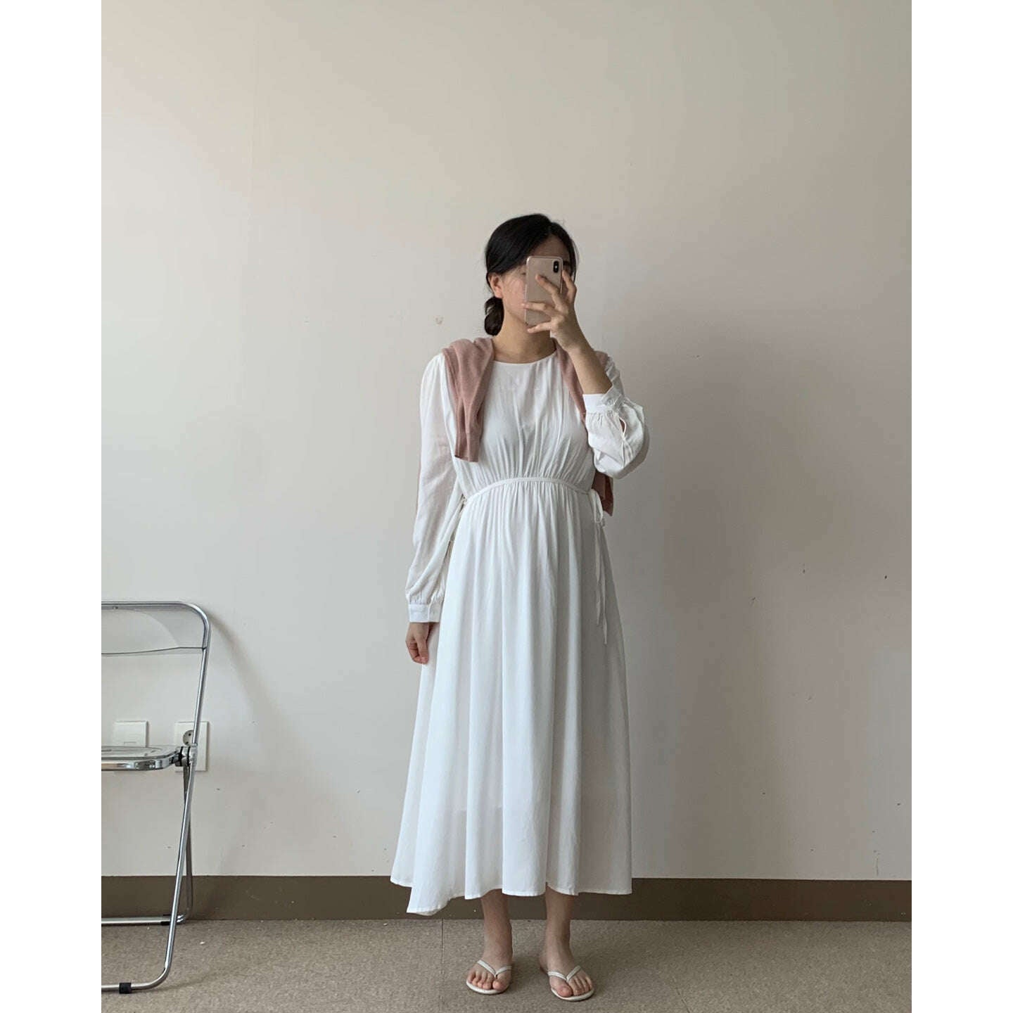 MUMMY.cc:雪紡圓領繫帶柔滑連身裙