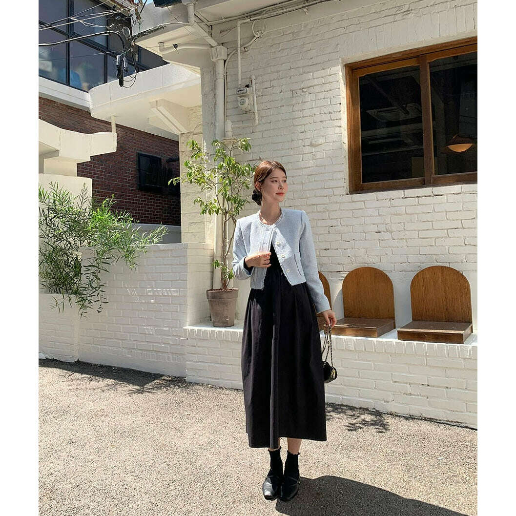 MUMMY.cc:秋季孕婦心領百搭連身裙