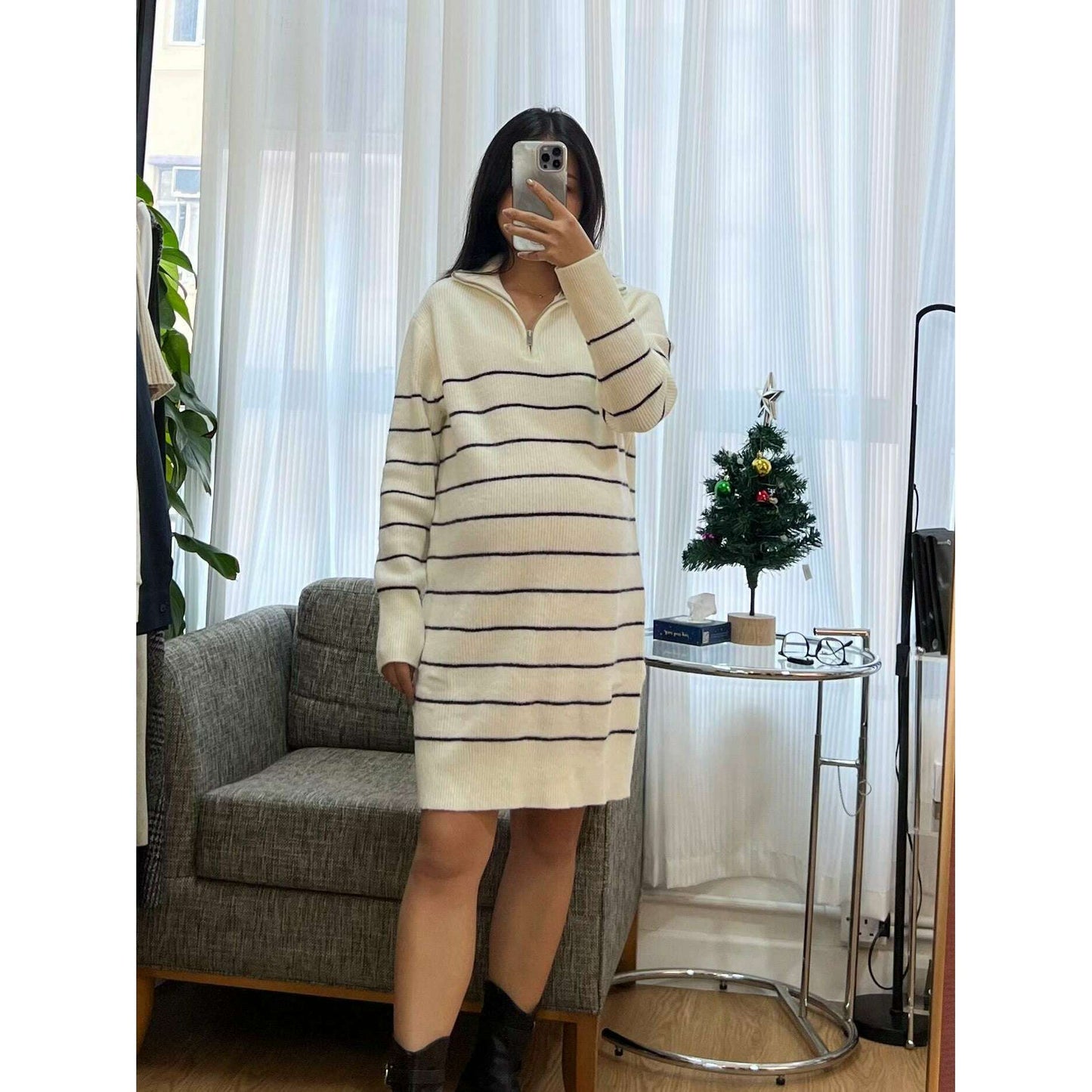 MUMMY.cc:翻領細橫間短針織裙