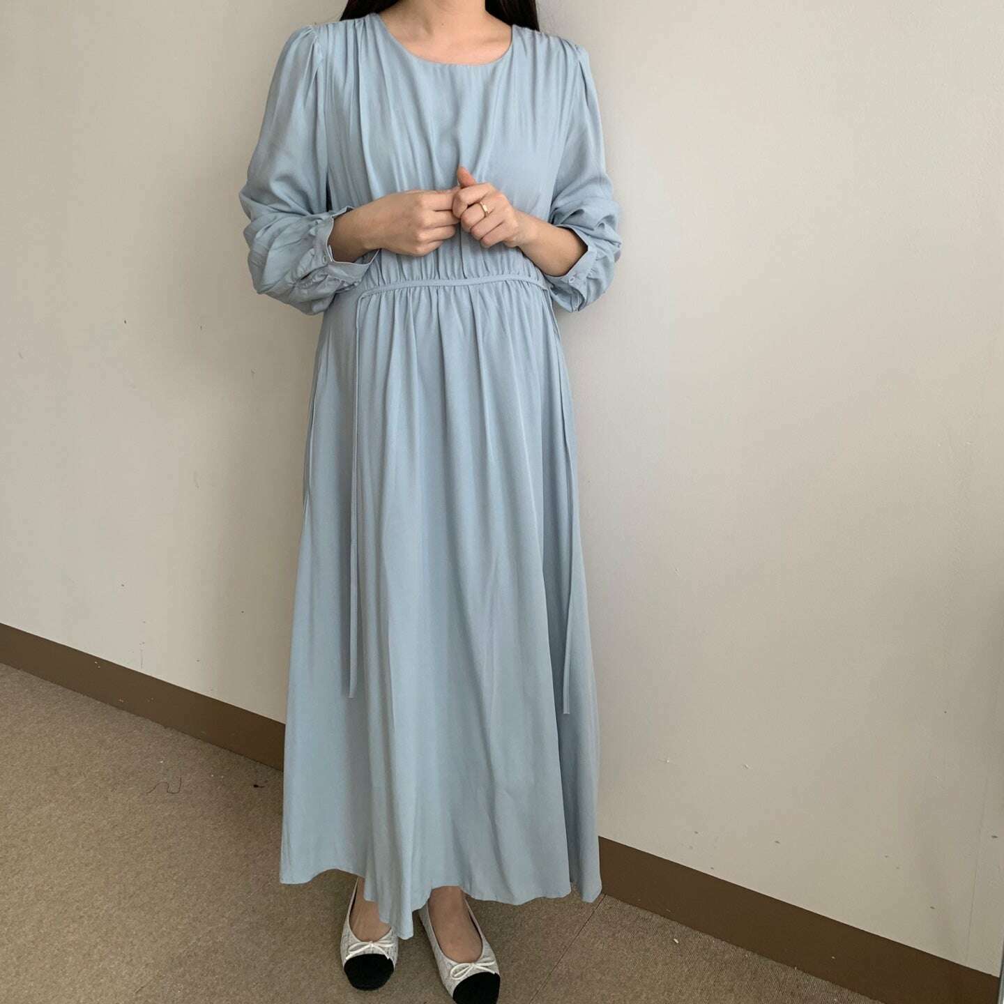 MUMMY.cc:雪紡圓領繫帶柔滑連身裙