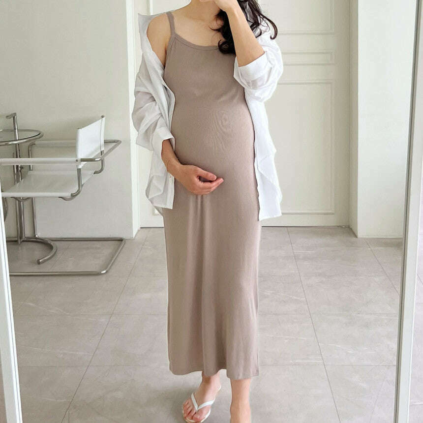 MUMMY.cc:春夏修身羅紋吊帶後開衩連身裙