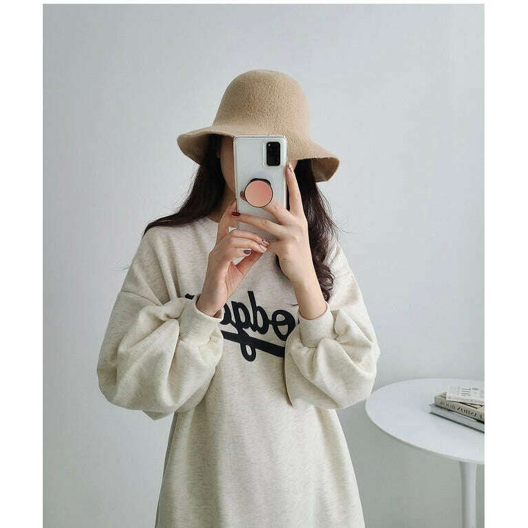 MUMMY.cc:舒適簡約燙印內絨衛衣連身裙