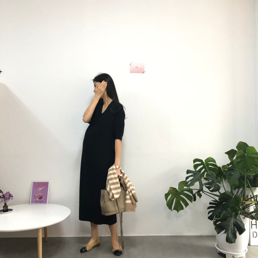 V領針織優雅連身裙