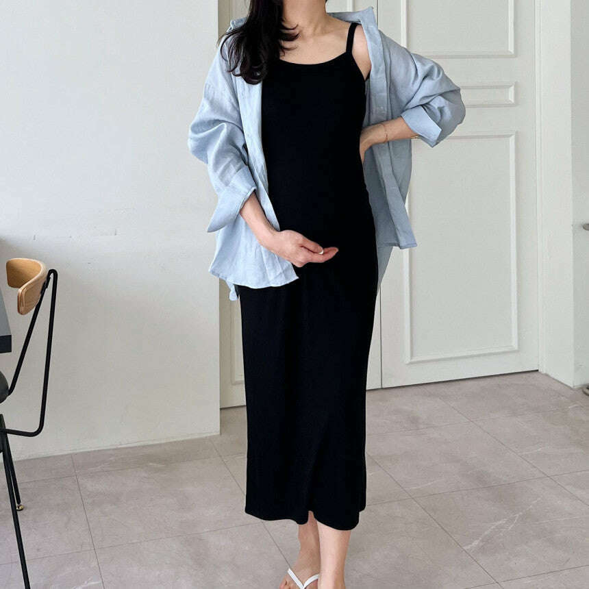 MUMMY.cc:春夏修身羅紋吊帶後開衩連身裙