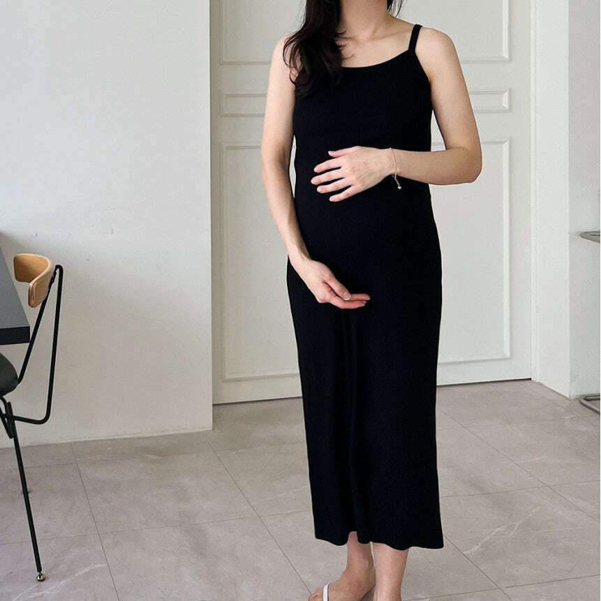 MUMMY.cc:春夏修身羅紋吊帶後開衩連身裙
