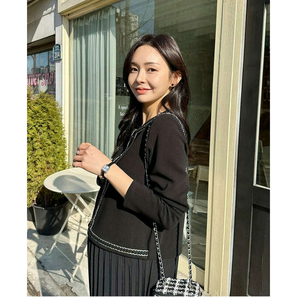 MUMMY.cc:針織小香風假兩件收腰連身裙