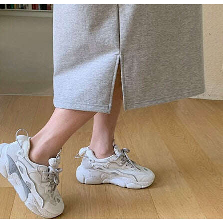 MUMMY.cc:圓領素色側開衩連身裙