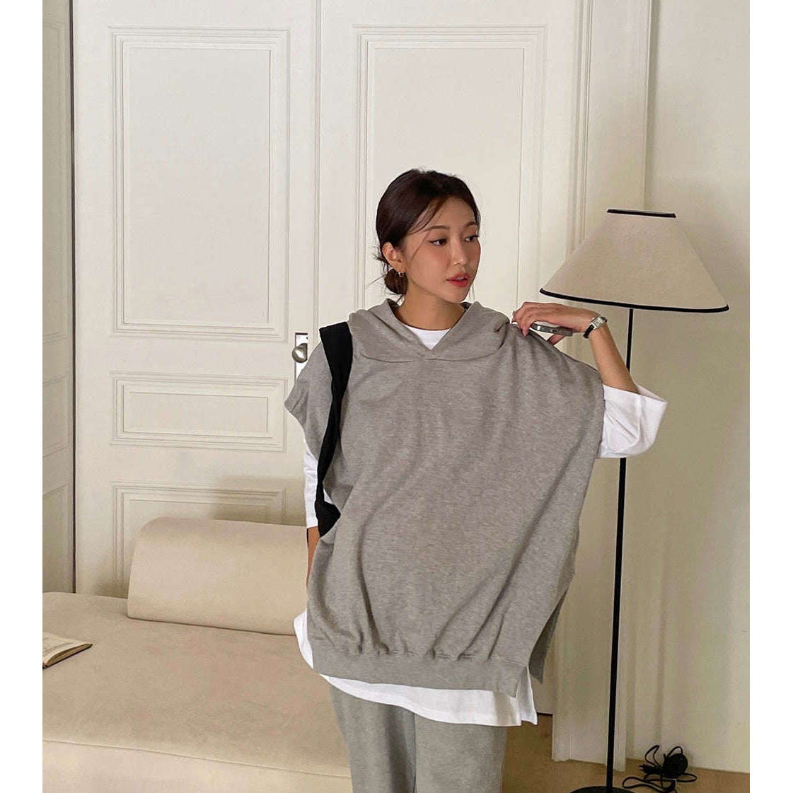 MUMMY.cc:休閒風舒適無袖連帽衛衣