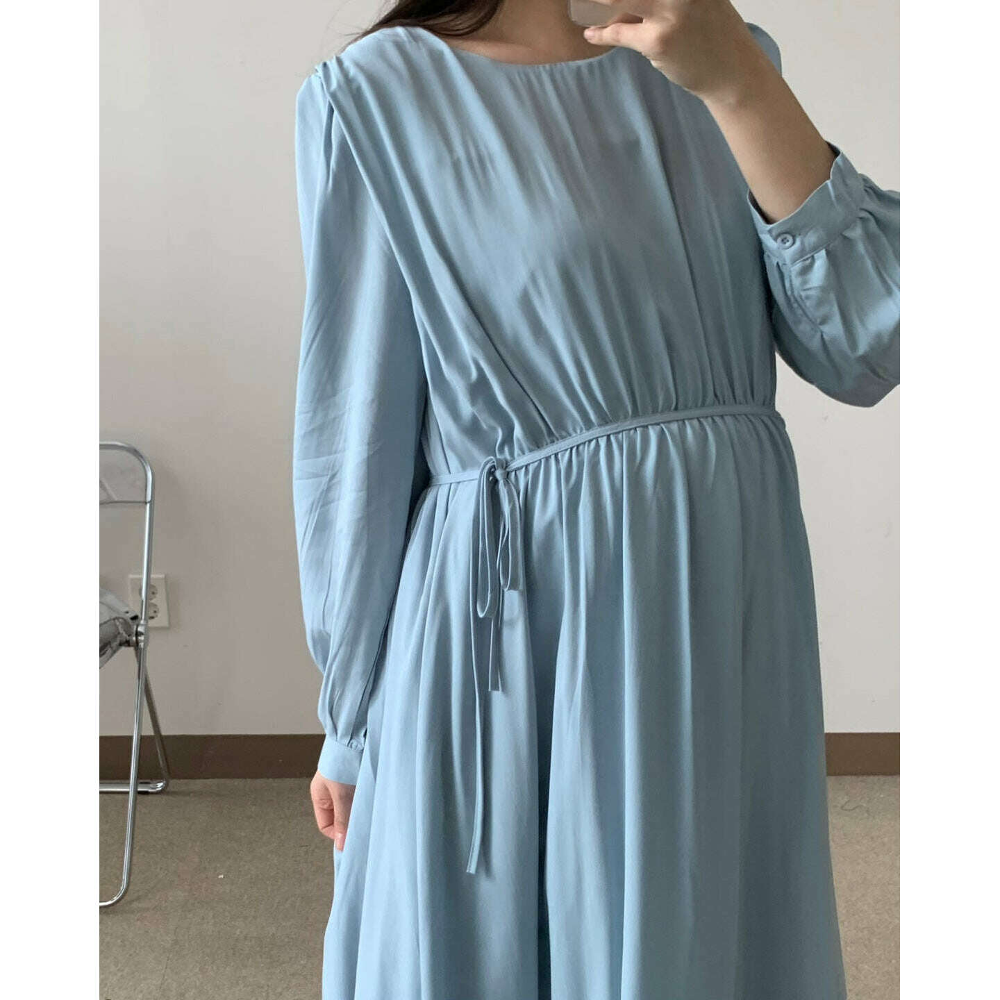 MUMMY.cc:雪紡圓領繫帶柔滑連身裙