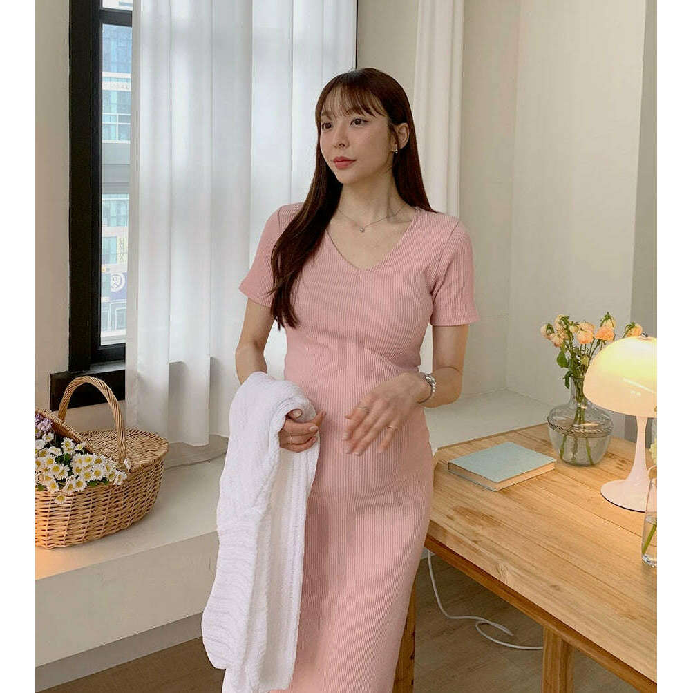 MUMMY.cc:顯瘦V領羅紋彈性裙