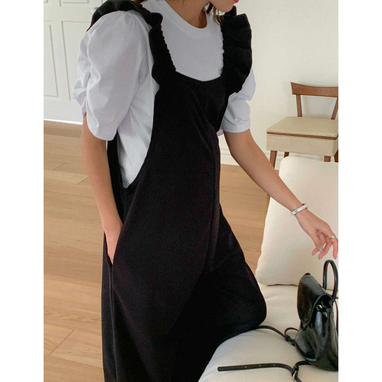 MUMMY.cc:孕婦荷葉肩帶Jumpsuit