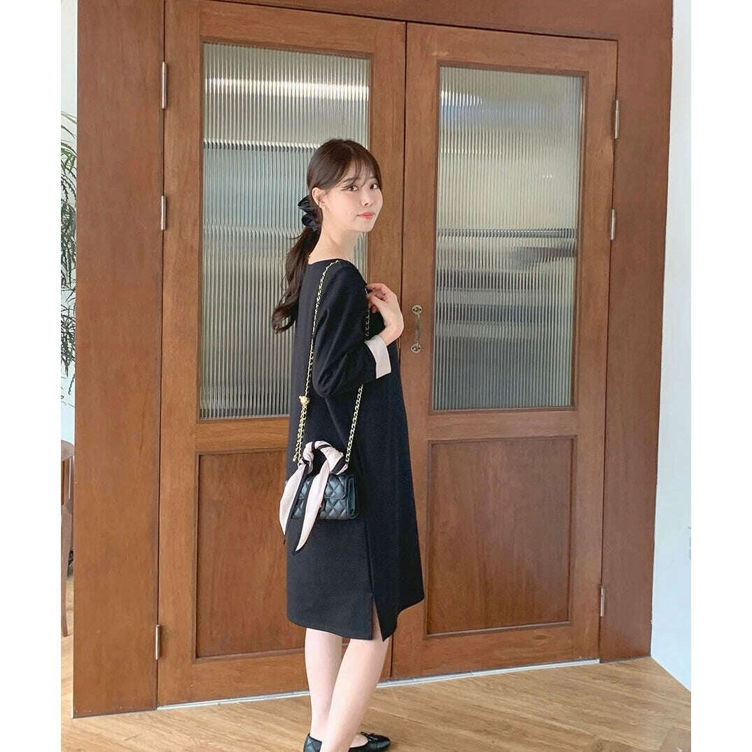 MUMMY.cc:簡約撞色帶方巾連身裙