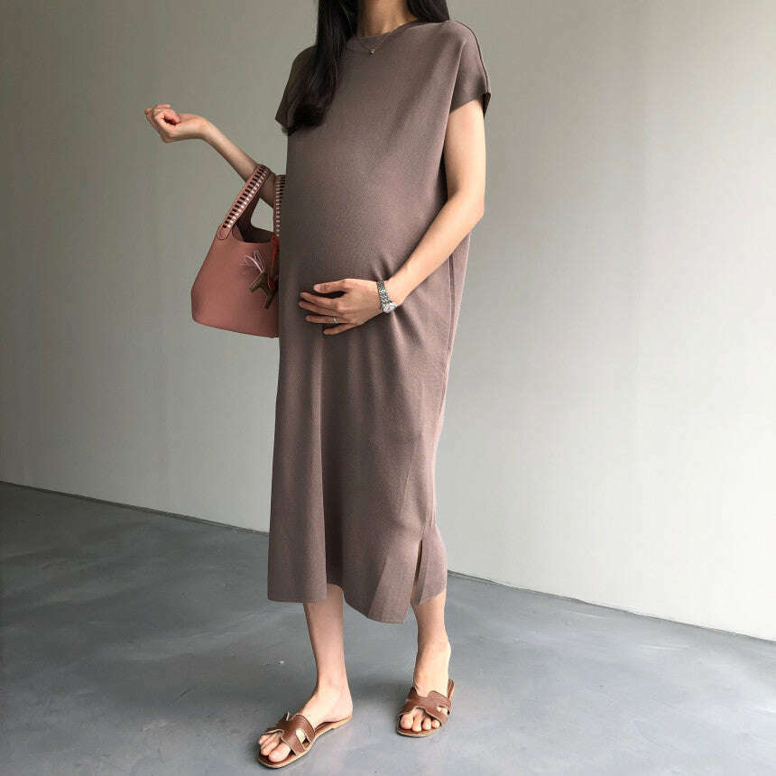 MUMMY.cc:純色圓領夏季針織側開衩連身裙
