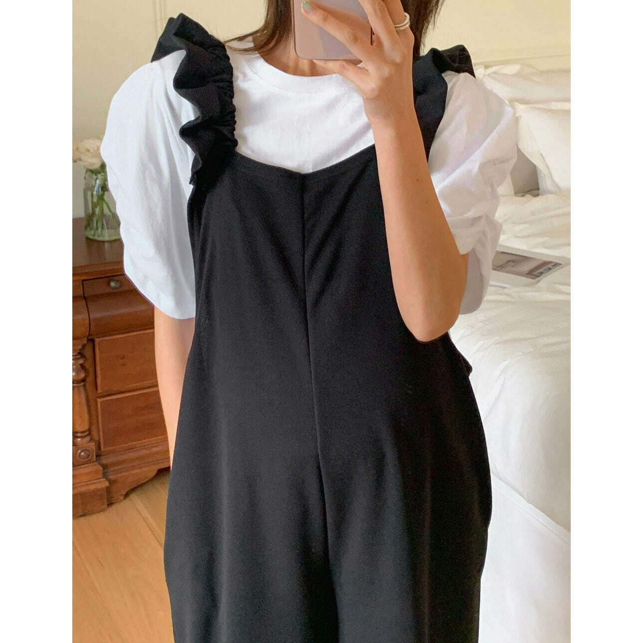 MUMMY.cc:孕婦荷葉肩帶Jumpsuit