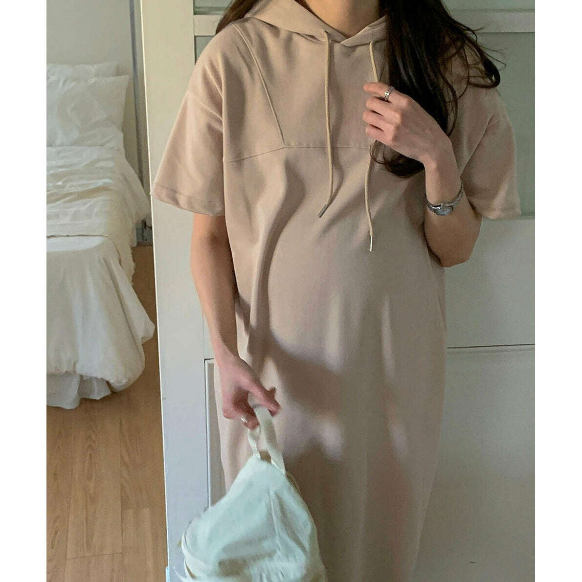 MUMMY.cc:Hood back slit dress