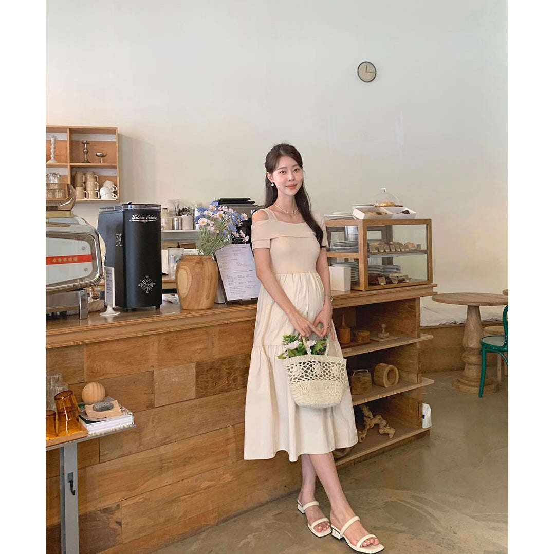 MUMMY.cc:單露肩短袖層層連身裙