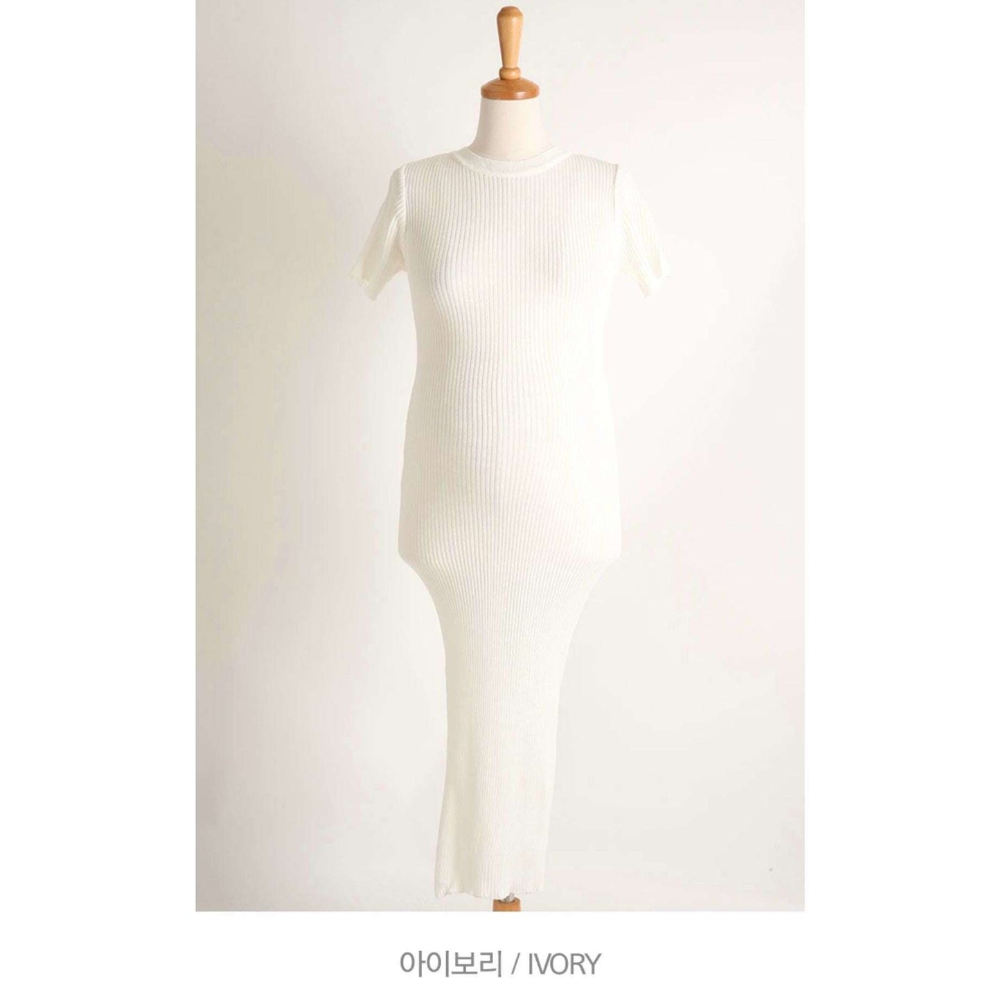 MUMMY.cc:短袖圓領後衩孕婦針織連身裙