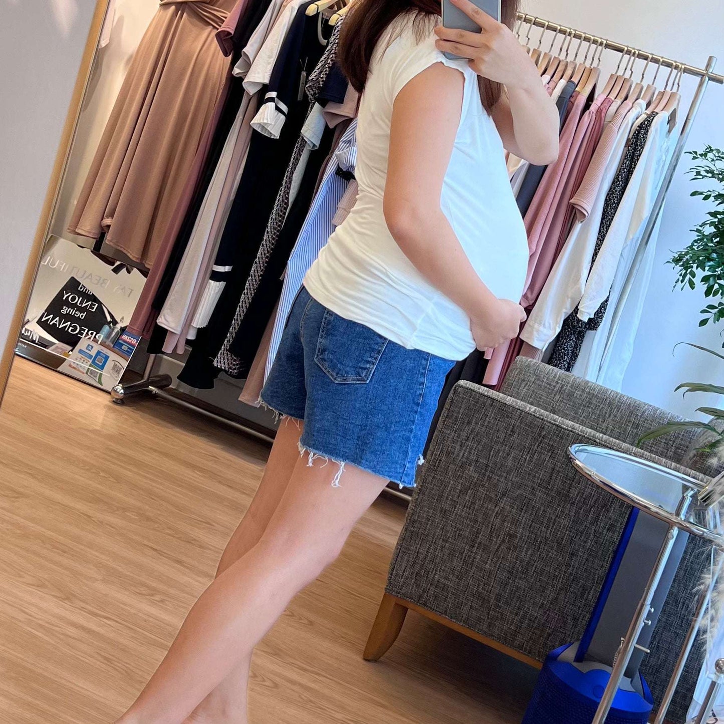 孕婦不規則剪裁短牛仔褲