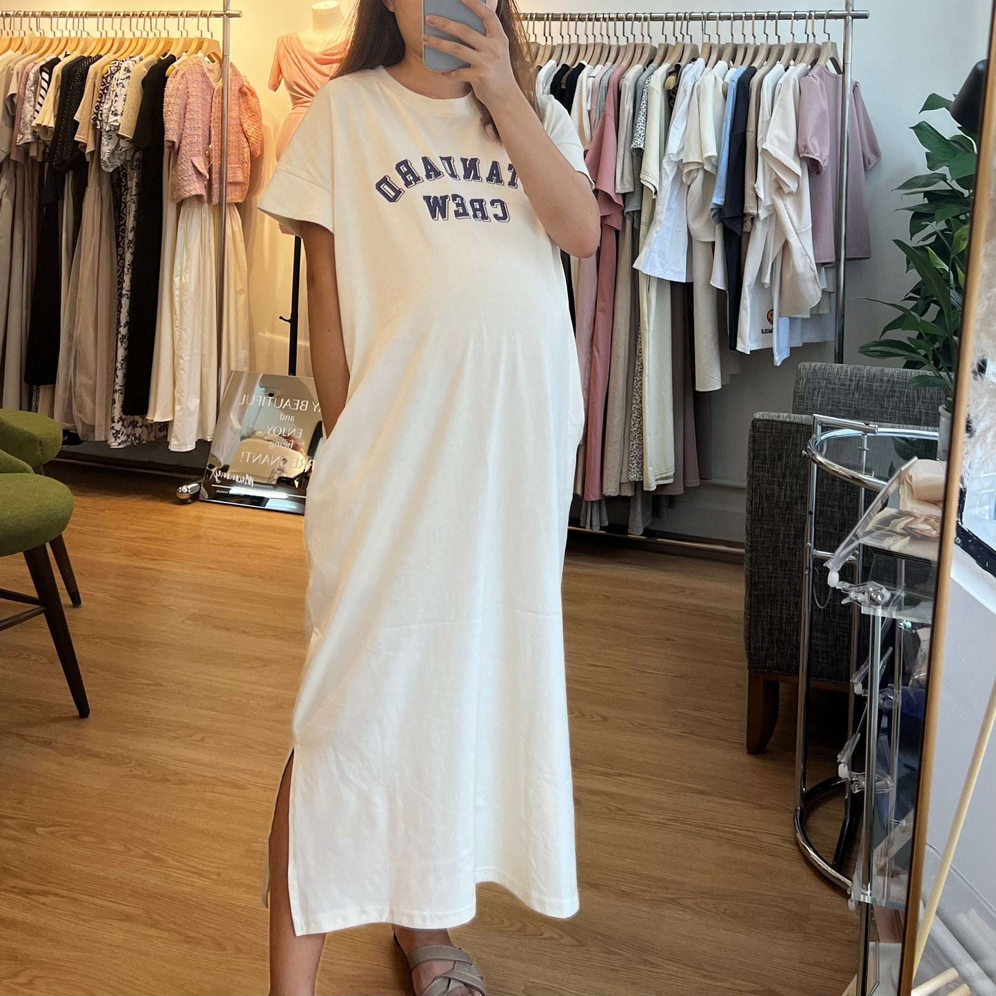 MUMMY.cc:短袖日常柔軟英文字母連身裙