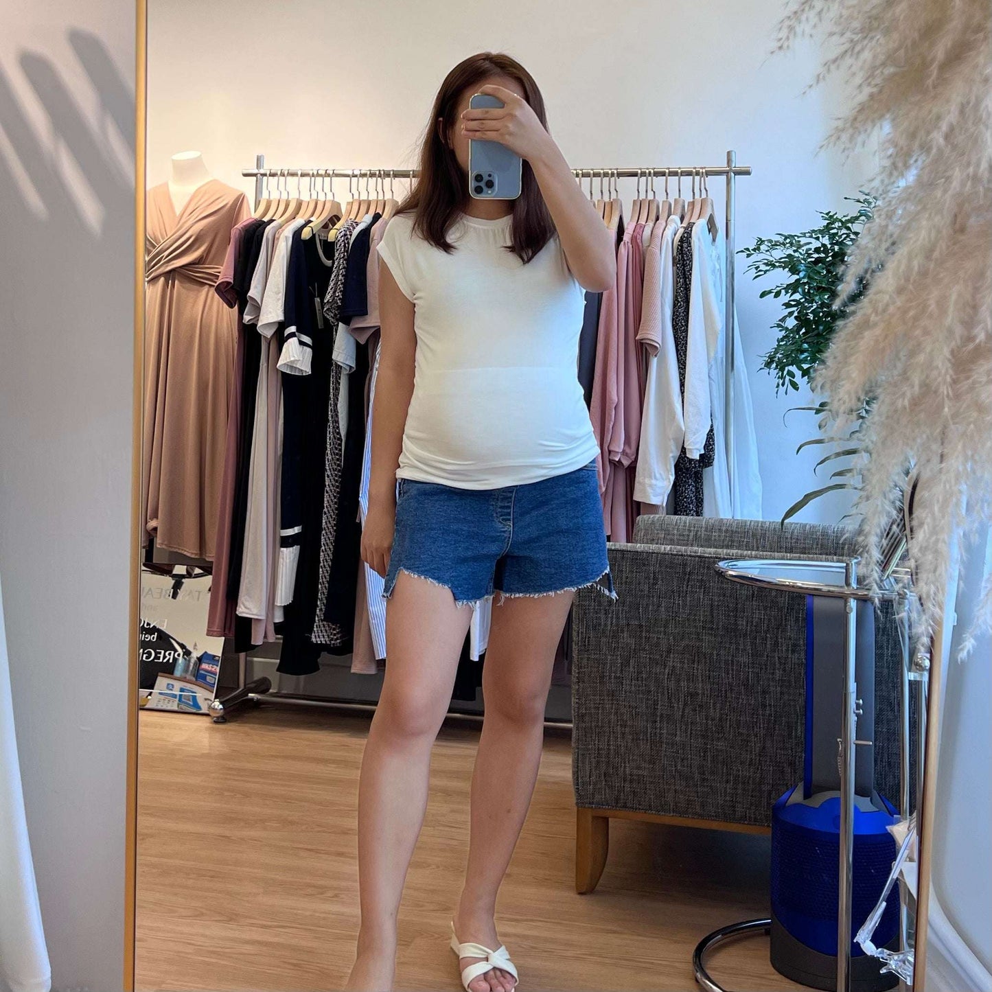 孕婦不規則剪裁短牛仔褲