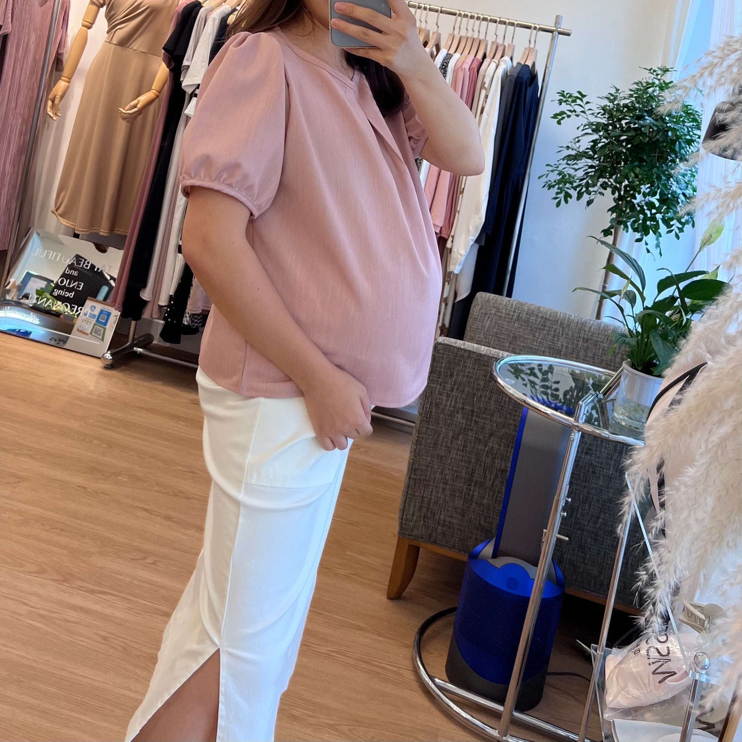 MUMMY.cc:圓領柔軟泡袖襯衫