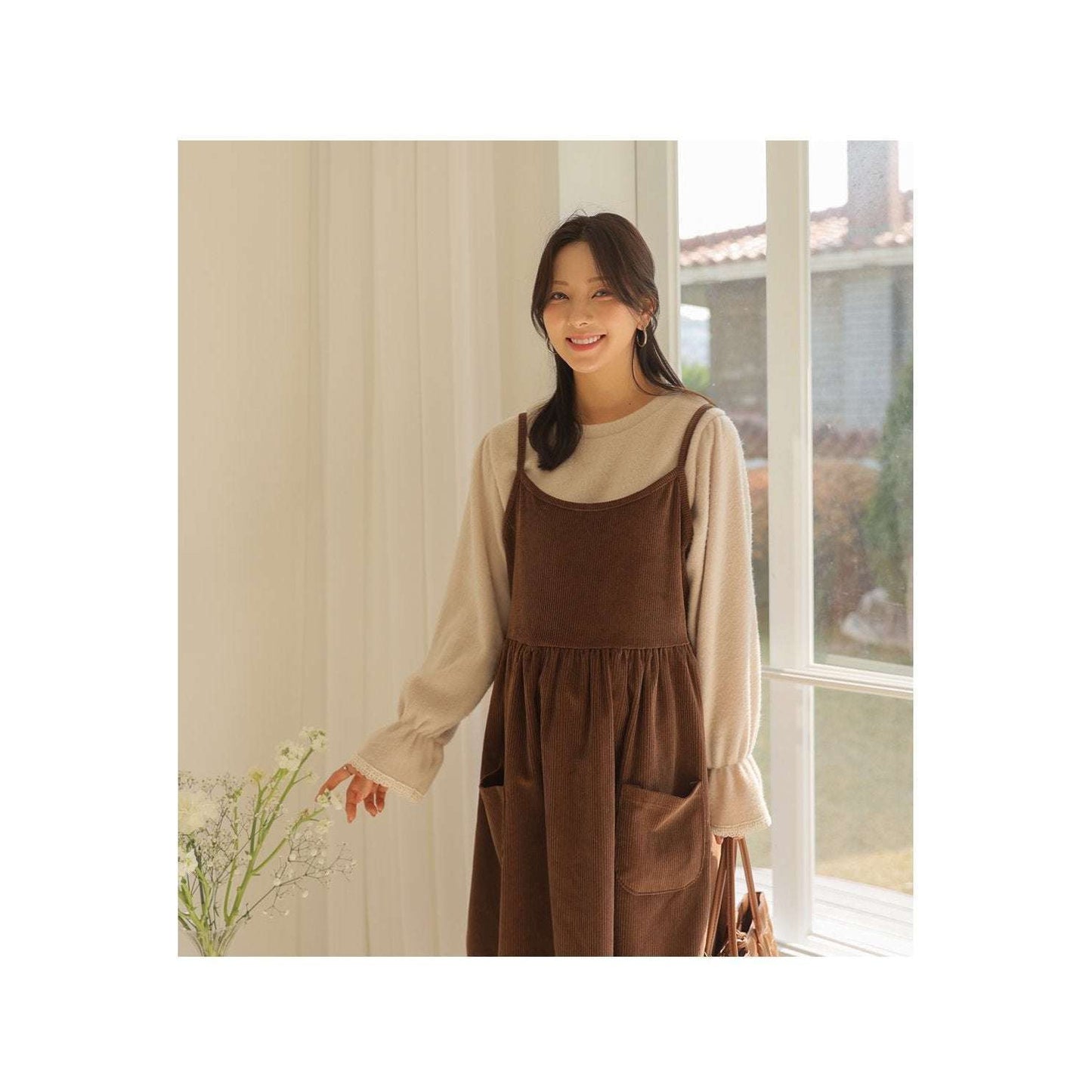 MUMMY.cc:吊帶燈芯絨寬鬆連身裙