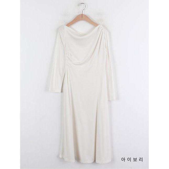 MUMMY.cc:優雅單露肩A-line柔軟連身裙