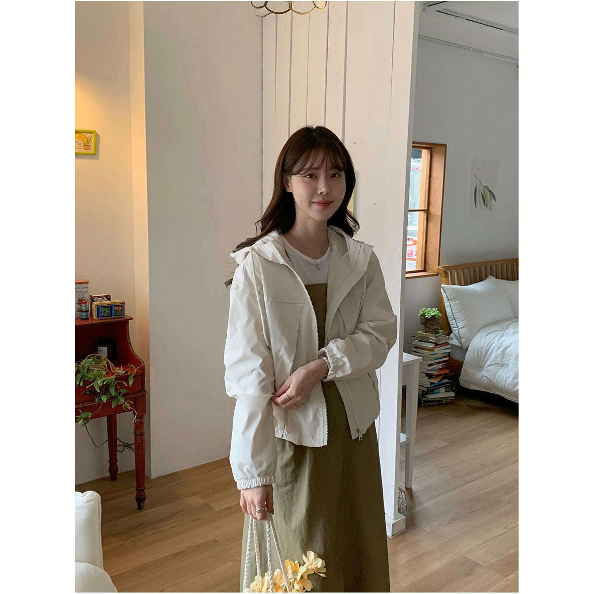 MUMMY.cc:純色吊帶背心連身裙