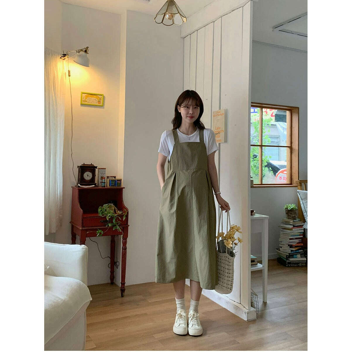 MUMMY.cc:純色吊帶背心連身裙