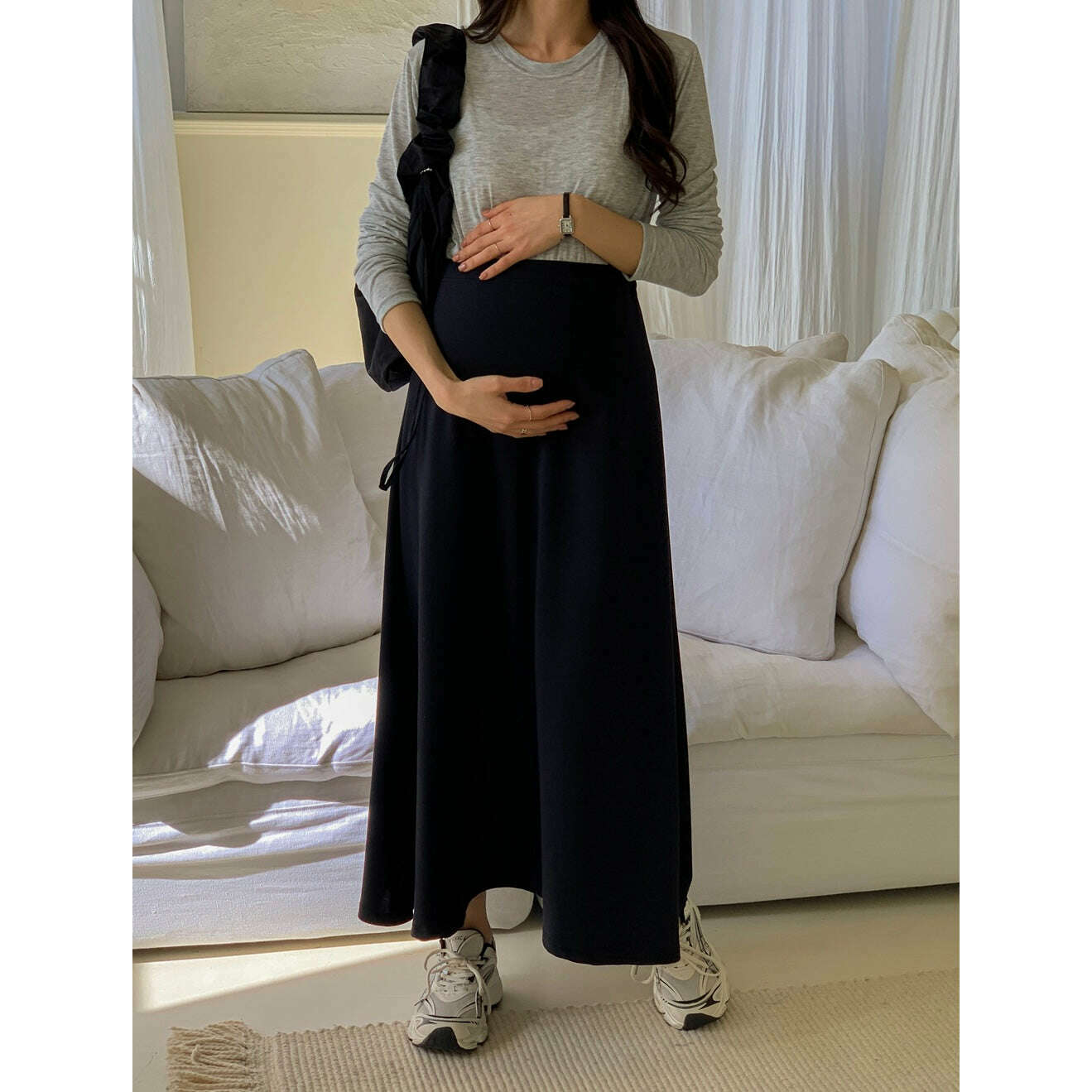 MUMMY.cc:孕婦高腰半截側開叉長裙