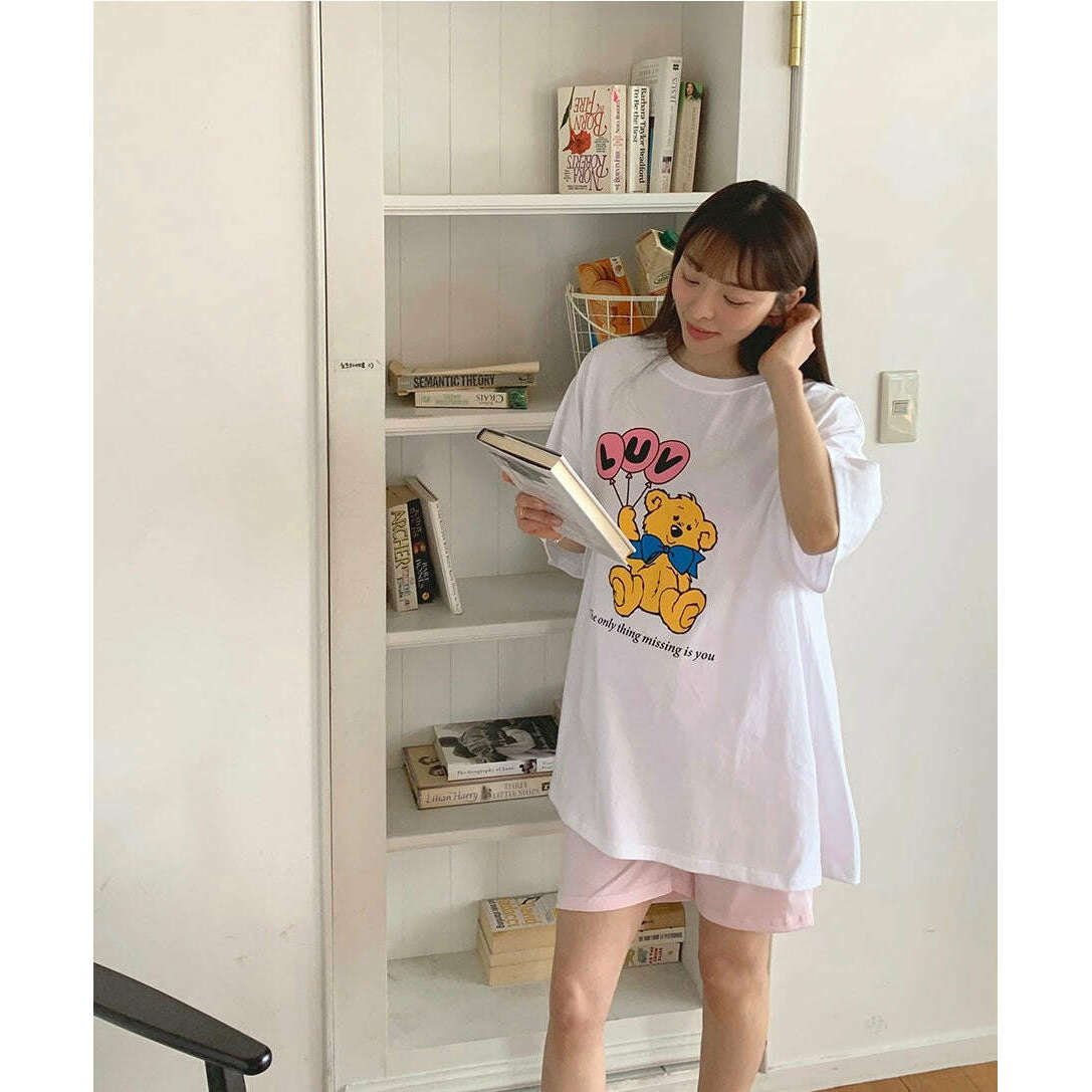 MUMMY.cc:Balloon bear box tee