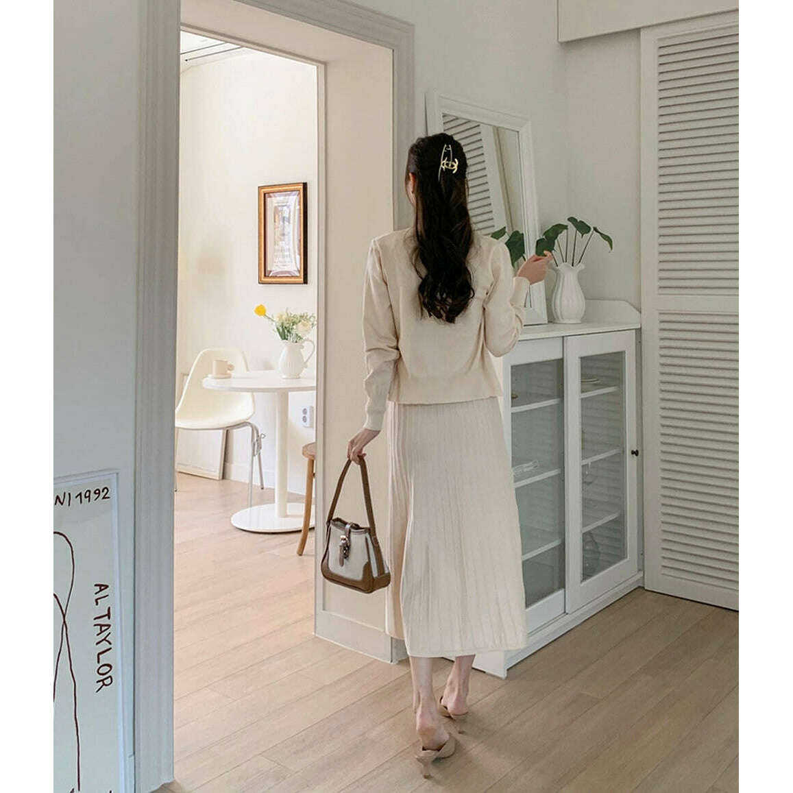 MUMMY.cc:Vanilla sleeveless set ops