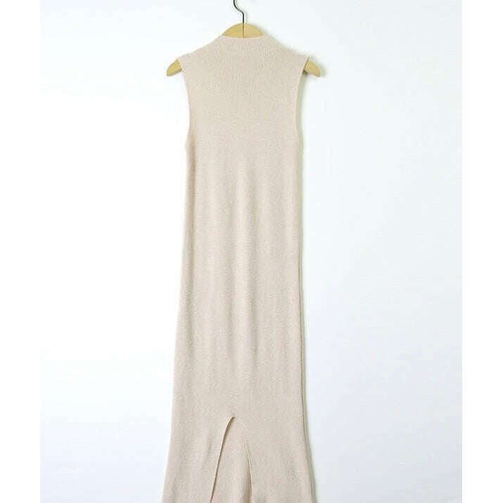 MUMMY.cc:法式背心半高領針織連身裙套裝