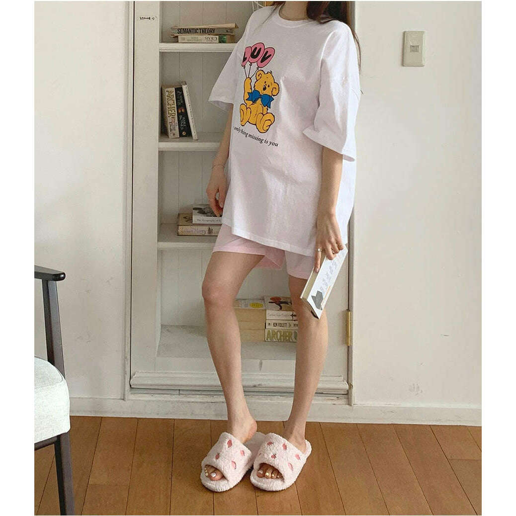 MUMMY.cc:Balloon bear box tee