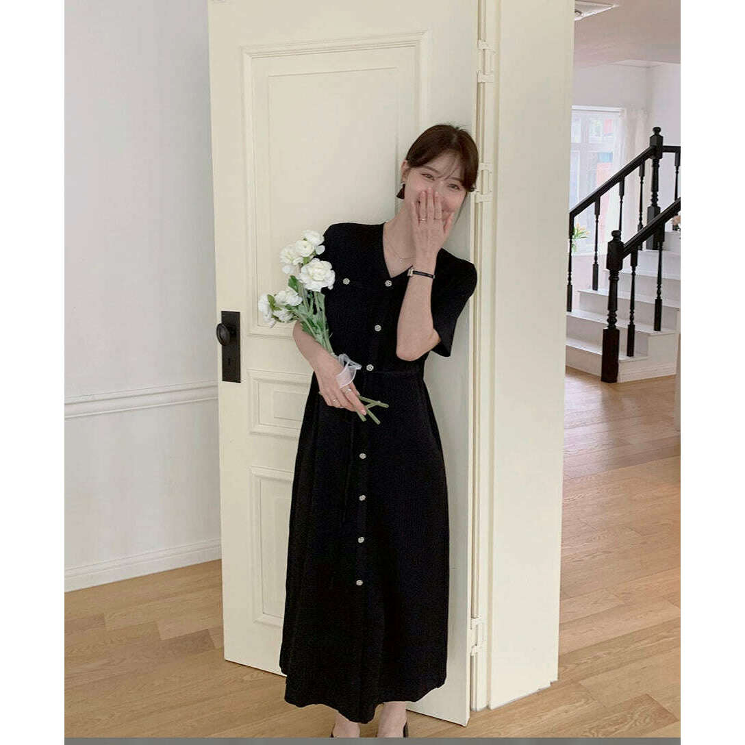 MUMMY.cc:V領針織假鈕扣綁帶連身裙