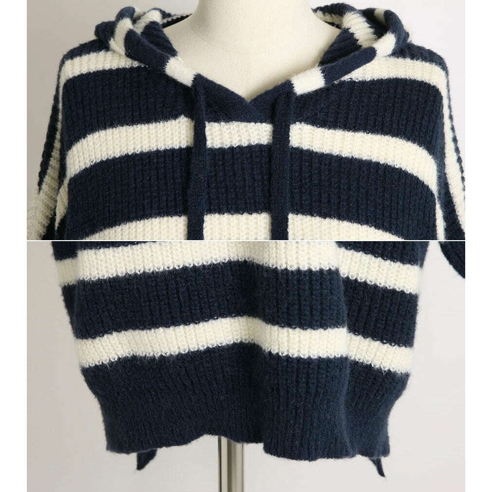 MUMMY.cc:Hood knit stripe casual one-piece