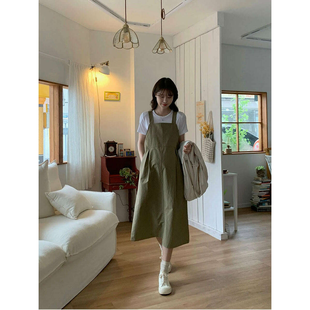 MUMMY.cc:純色吊帶背心連身裙