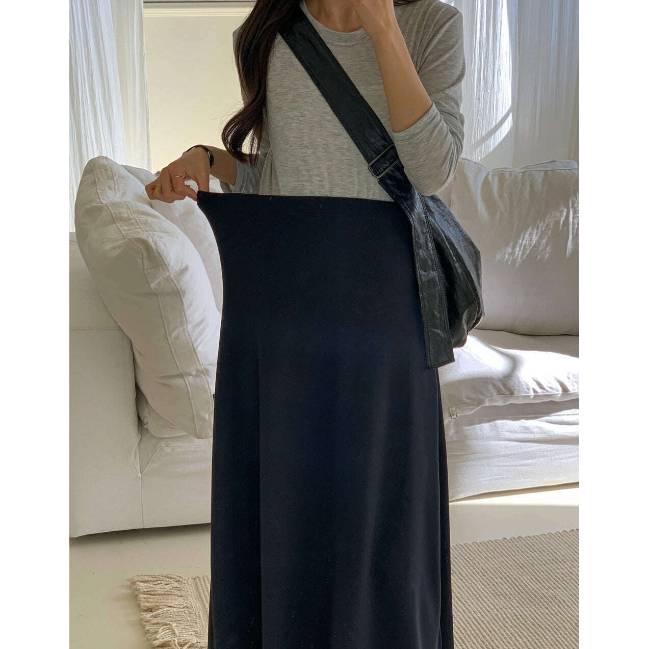MUMMY.cc:孕婦高腰半截側開叉長裙