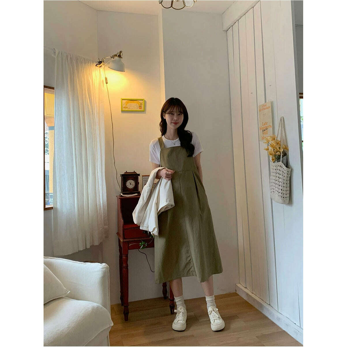 MUMMY.cc:純色吊帶背心連身裙