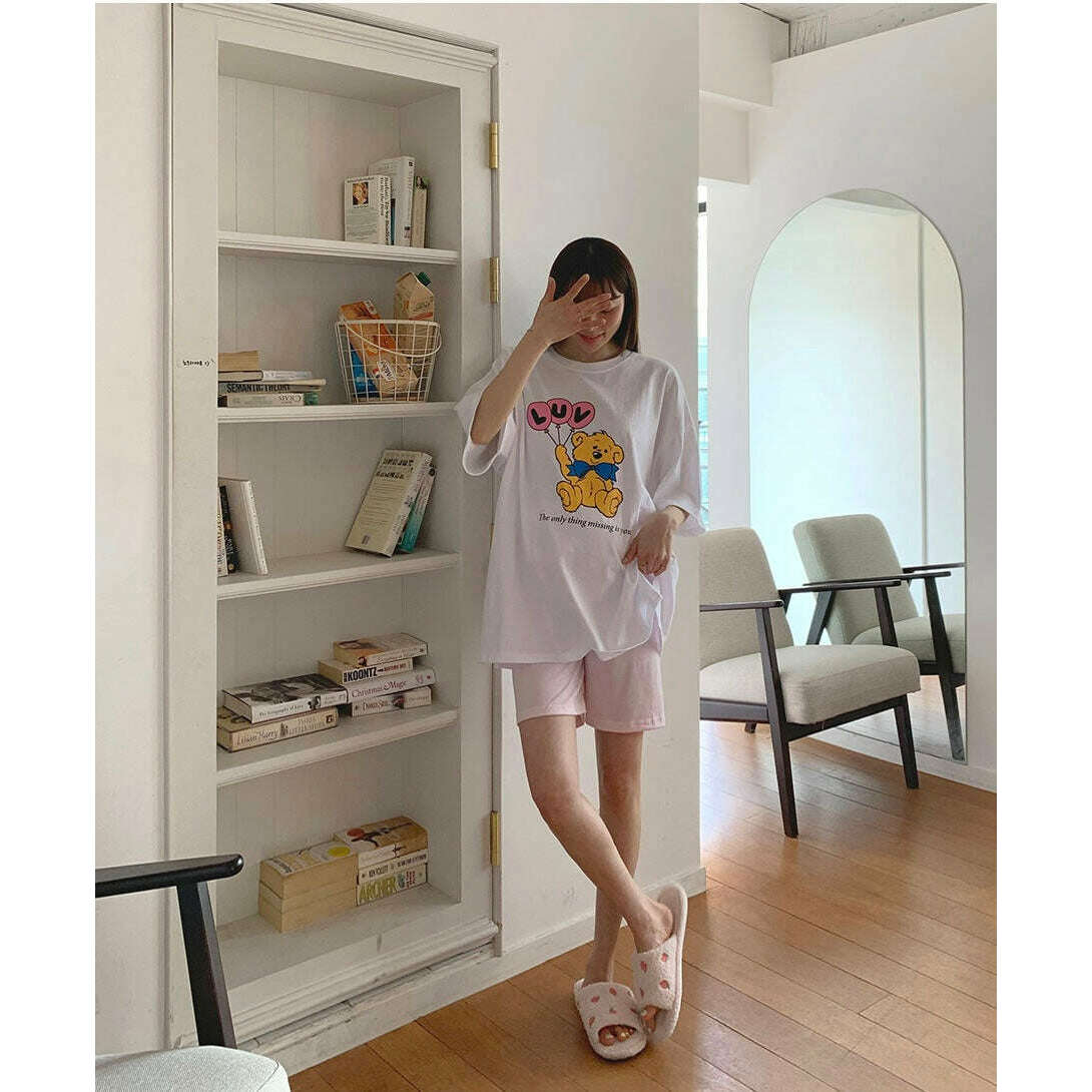 MUMMY.cc:Balloon bear box tee