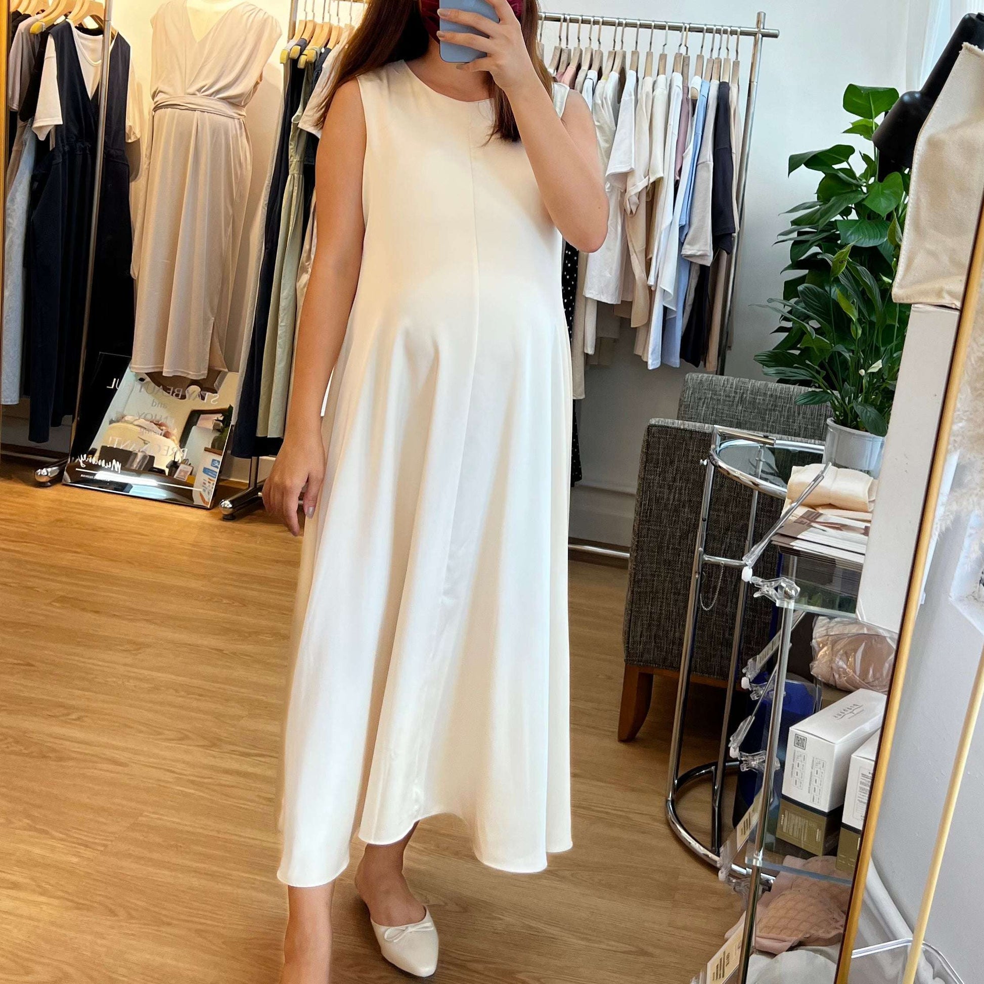 MUMMY.cc:絲質柔滑背心傘裝裙