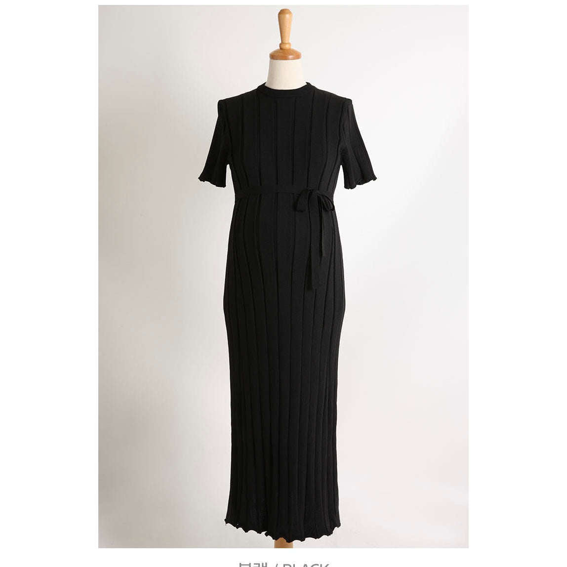 MUMMY.cc:圓領坑紋針織綁帶連身裙:Black