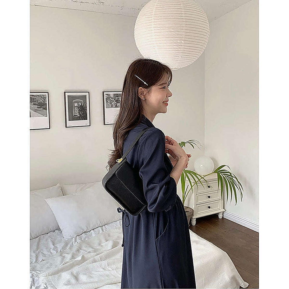 模特兒實穿深藍連身裙，側身站姿｜孕婦企領恤衫修腰長袖連身裙（可哺乳）（第 17 張）
